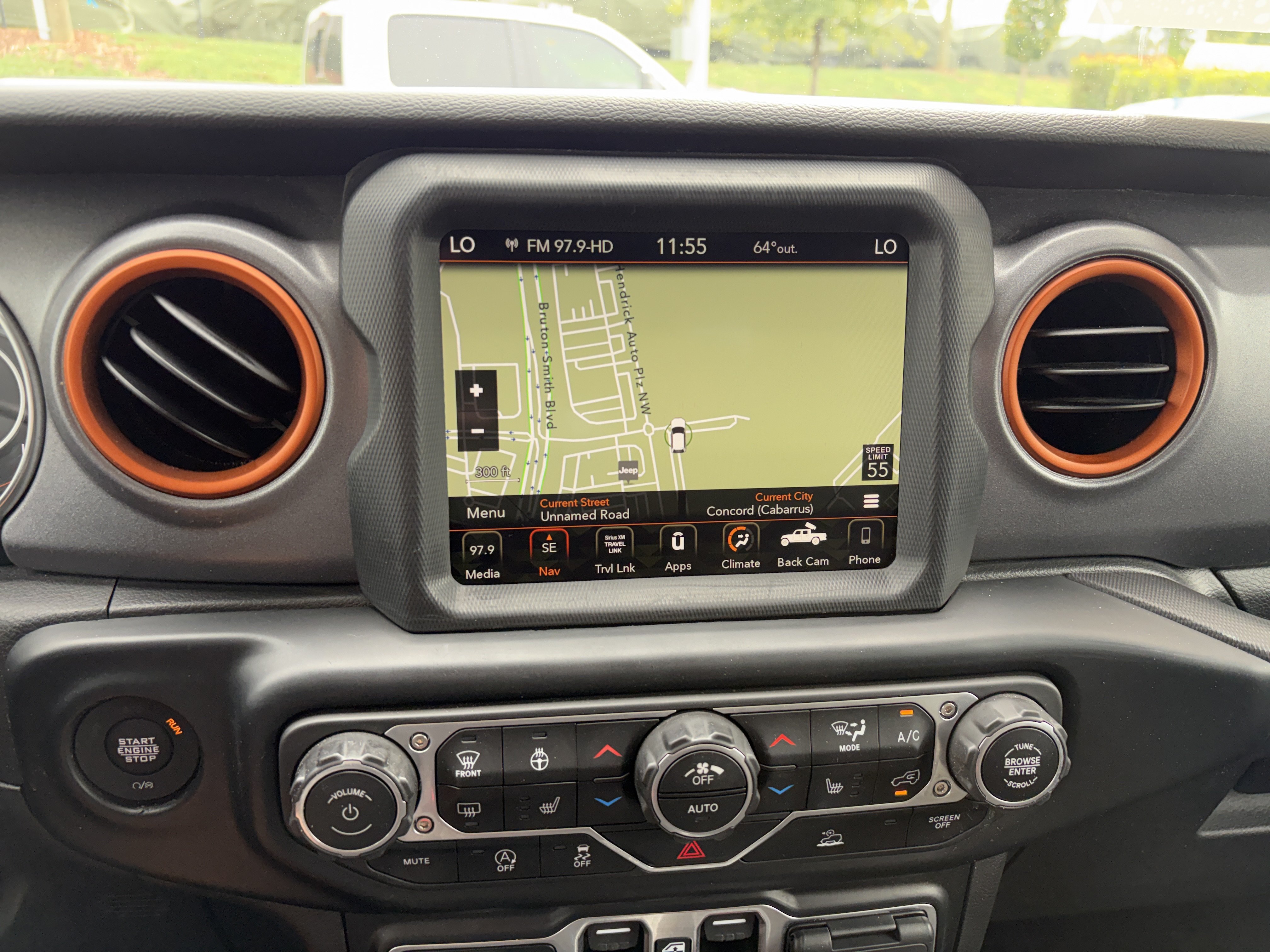 Used 2023 Jeep Gladiator Mojave w/ Cold Weather Group AWD/4WD image 29