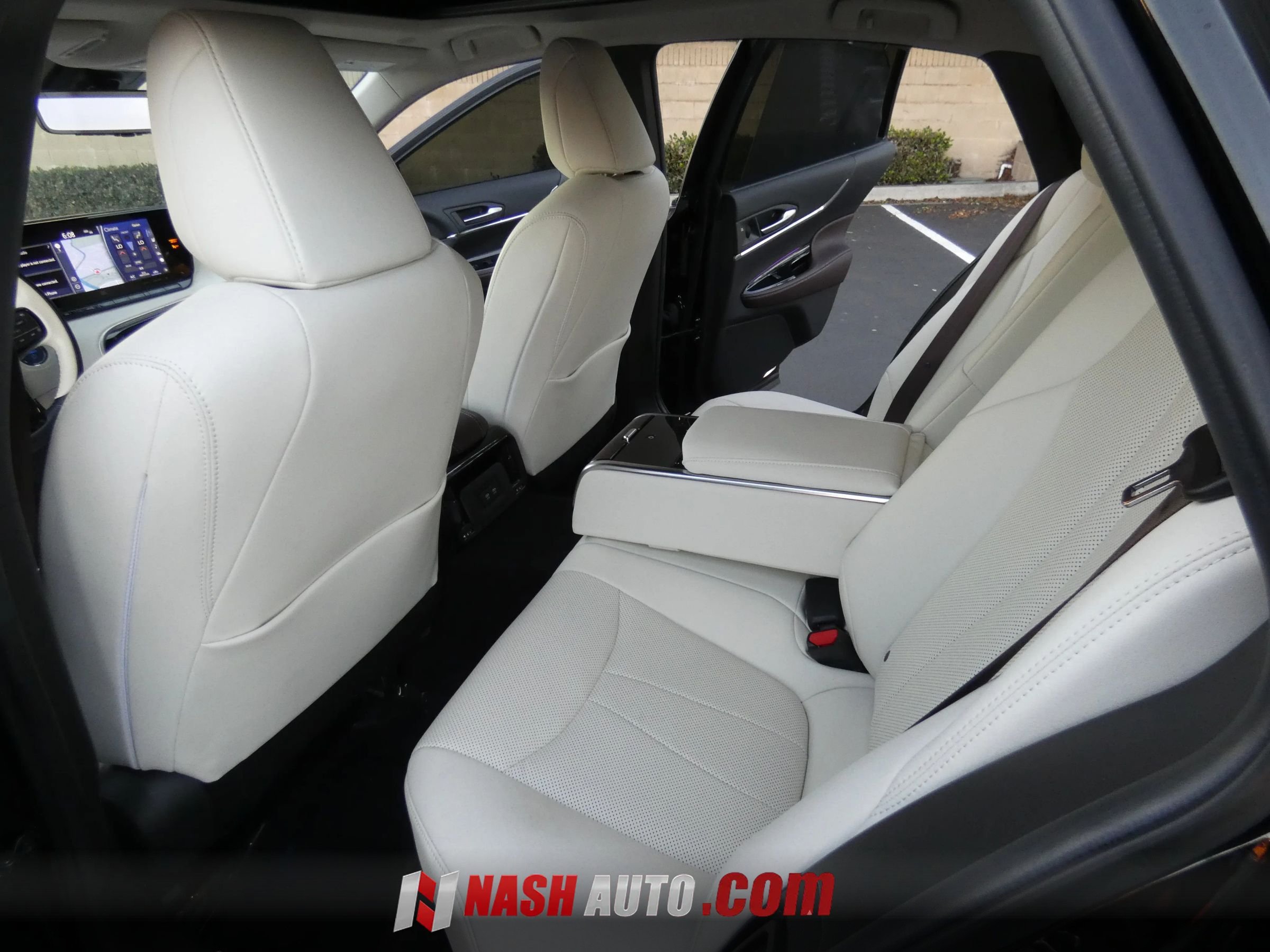 Used 2021 Toyota Mirai RWD image 46