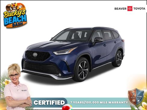 Used 2022 Toyota Highlander XSE FWD image 1