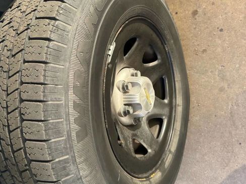 Used 2009 Chevrolet Tahoe LS w/ Skid Plate Package image 18