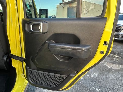 Used 2023 Jeep Wrangler Unlimited Sport AWD/4WD image 37