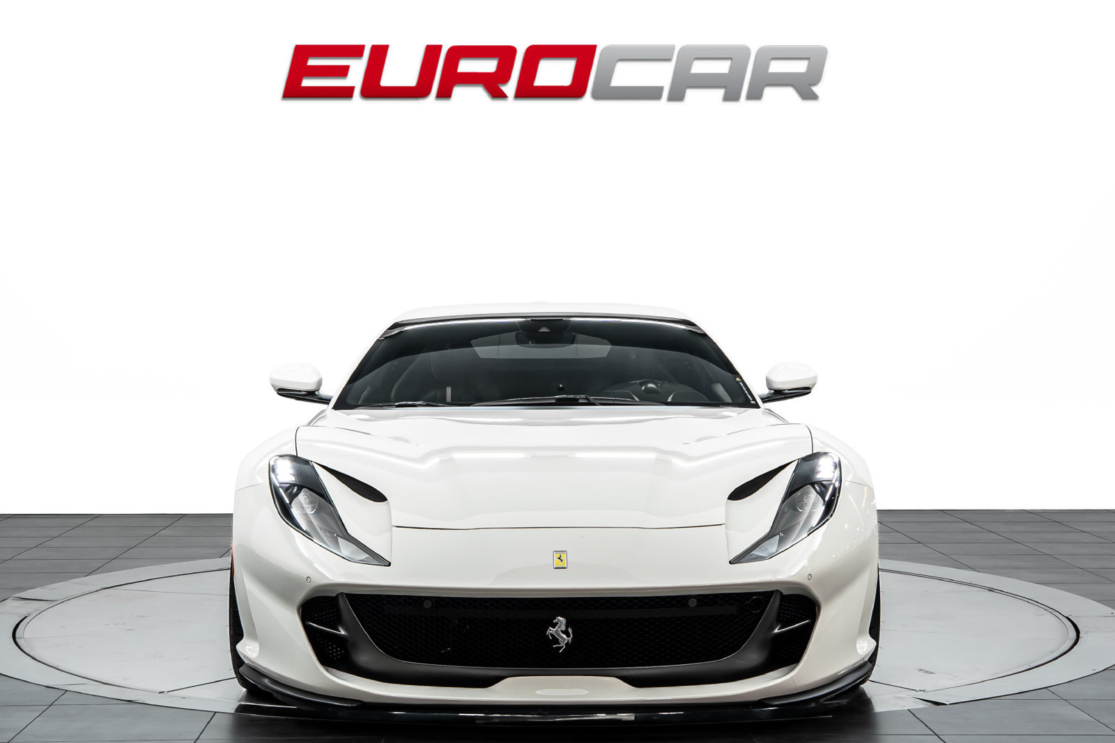 Used 2020 Ferrari 812 Superfast RWD image 8
