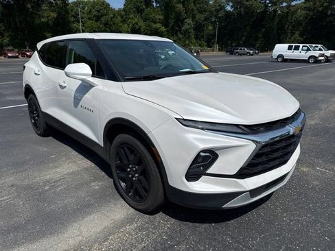 Used 2023 Chevrolet Blazer LT FWD image 7