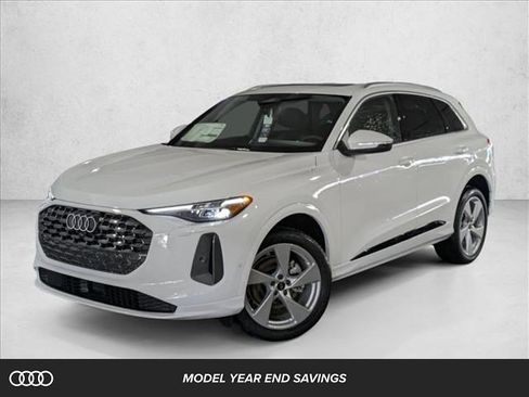 New 2025 Audi Q5 Premium Plus image 1