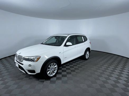 Used 2016 BMW X3 xDrive28i AWD/4WD image 4