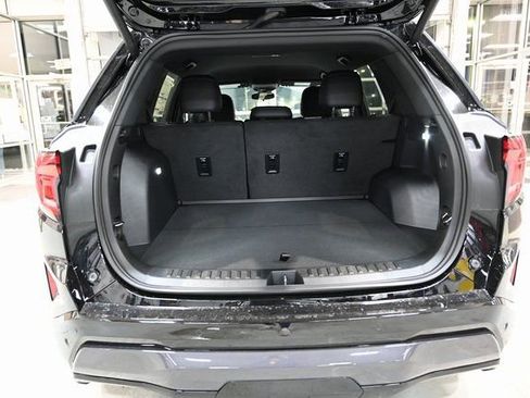 New 2026 GMC Terrain AT4 w/ Convenience Package III image 27