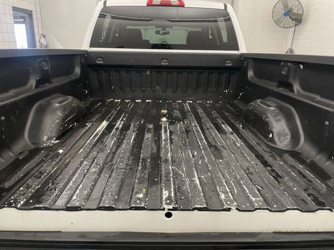 Used 2015 Chevrolet Silverado 2500 LT image 17