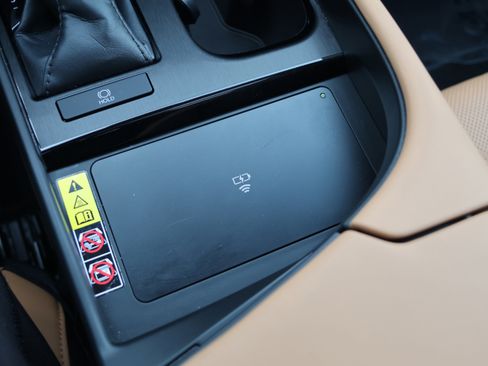 Certified 2024 Lexus ES 350 Ultra Luxury w/ Accessory Package (Z2) image 31