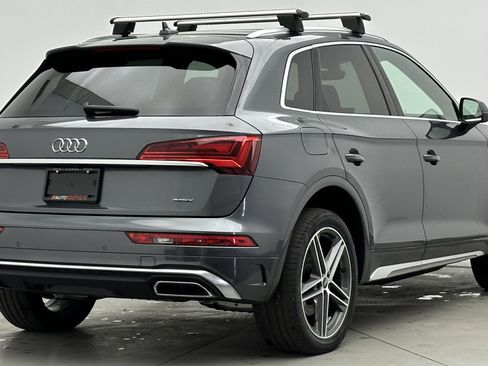 Used 2022 Audi Q5 e Premium Plus w/ Premium Plus Package image 10