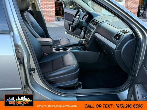 Used 2009 Ford Fusion SE image 9