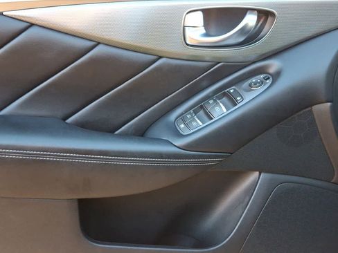 Used 2018 INFINITI Q50 Sport image 16