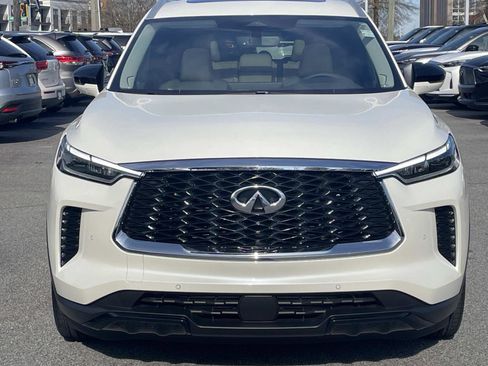 Certified 2025 INFINITI QX60 Luxe image 6