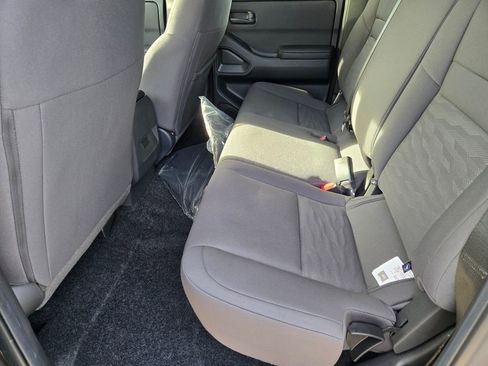 New 2026 Nissan Frontier S image 7