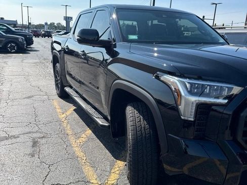 Used 2025 Toyota Tundra Limited w/ TRD Off-Road Package AWD/4WD image 5