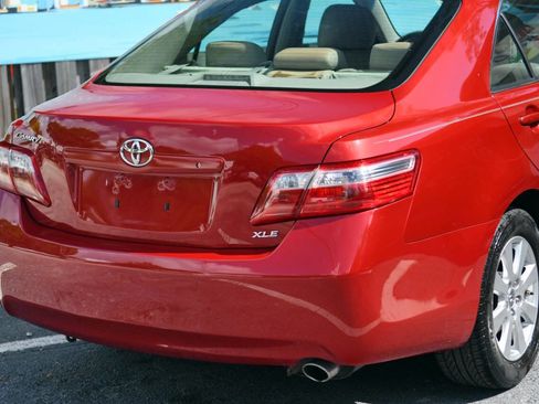 Used 2007 Toyota Camry XLE FWD image 26