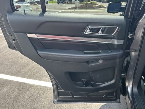Used 2018 Ford Explorer Sport w/ Equipment Group 401A AWD/4WD image 22
