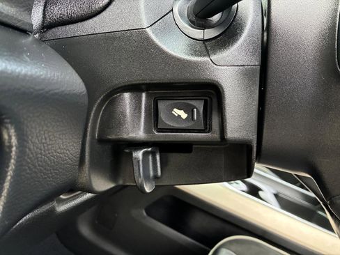 Used 2020 RAM 3500 Laramie image 28