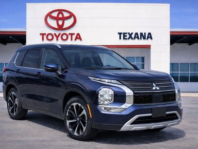Used 2023 Mitsubishi Outlander SE