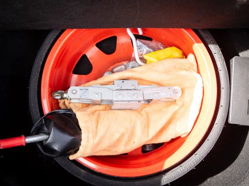 Used 2004 Porsche 911 Carrera 4S image 42