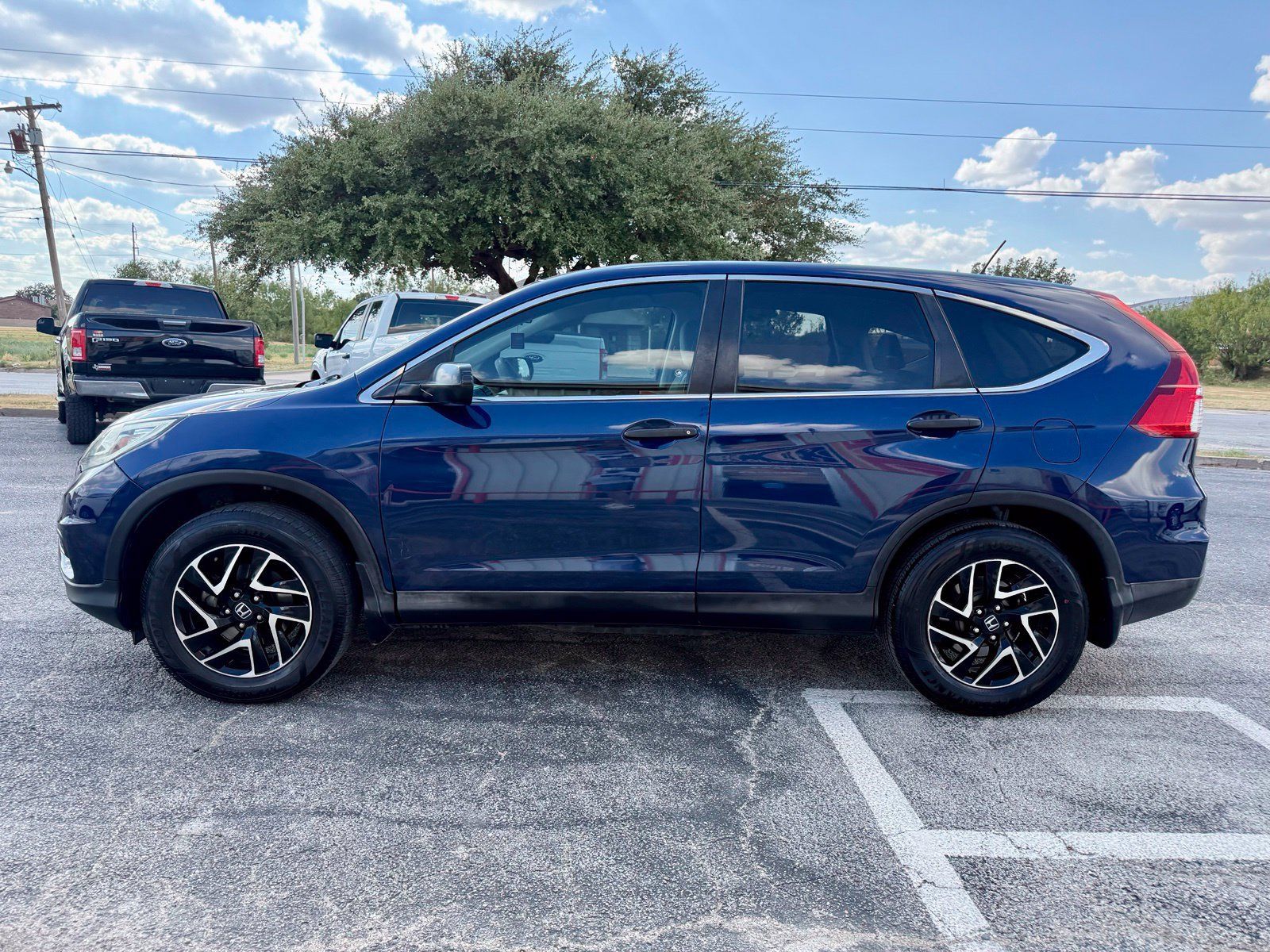Used 2016 Honda CR-V SE image 6
