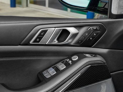 Used 2024 BMW X7 M60i w/ Executive Package image 10