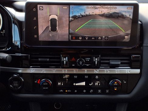 New 2026 Nissan Pathfinder SL w/ SL Premium Package image 12