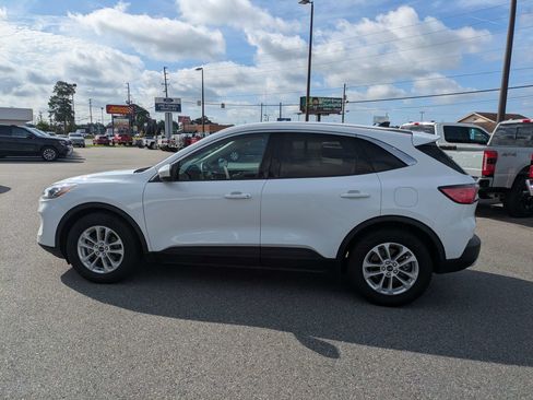 Used 2020 Ford Escape SE FWD image 7