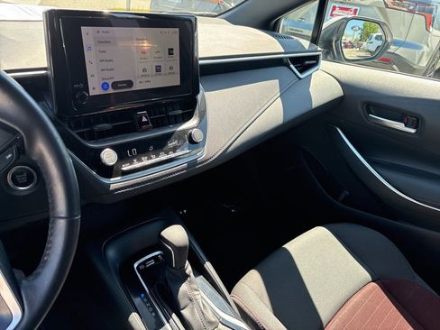 Used 2024 Toyota Corolla SE image 19