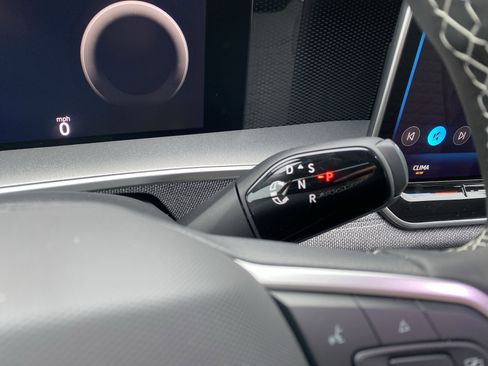 New 2025 Volkswagen Tiguan S image 20