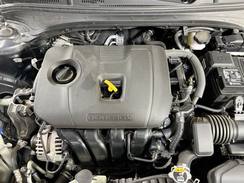 Used 2023 Kia Forte LXS image 27