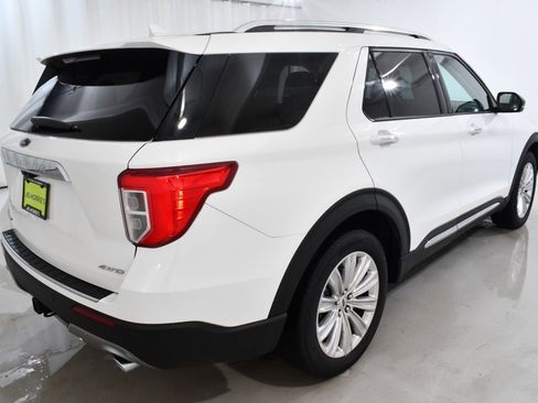 Used 2022 Ford Explorer Limited w/ Limited Technology Package image 11
