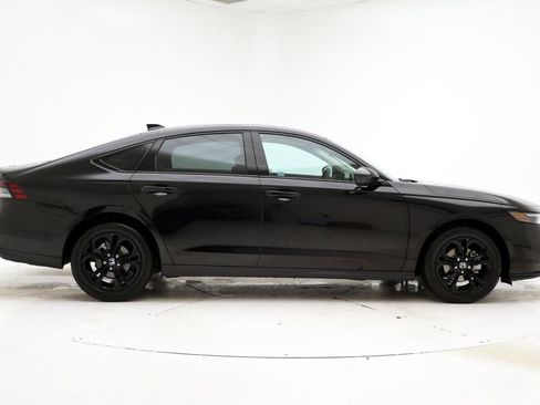 Used 2025 Honda Accord SE image 3