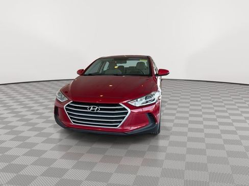 Used 2017 Hyundai Elantra SE image 4