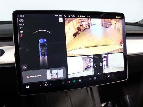 Used 2022 Tesla Model Y Long Range image 14