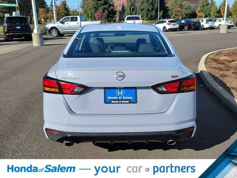Used 2023 Nissan Altima 2.5 SR image 5