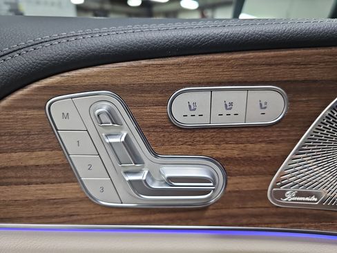 New 2026 Mercedes-Benz GLS 450 4MATIC image 31