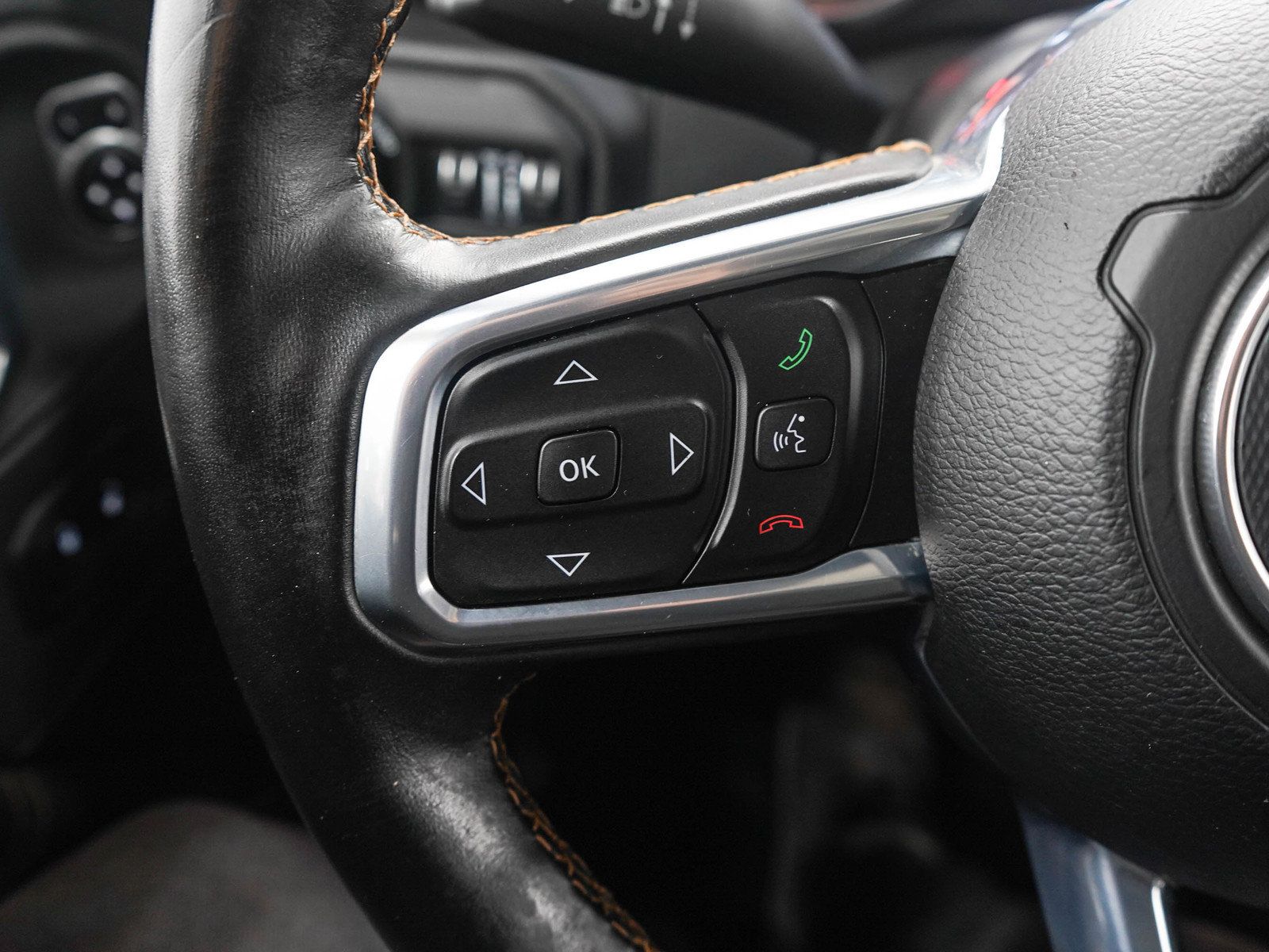Used 2021 Jeep Wrangler Unlimited Sahara AWD/4WD image 24