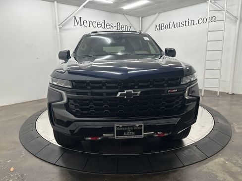Used 2023 Chevrolet Tahoe Z71 w/ Luxury Package AWD/4WD image 2
