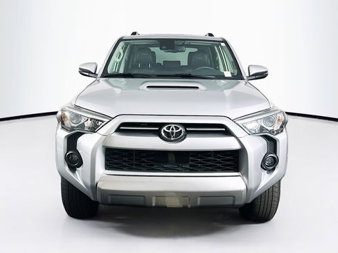 Used 2020 Toyota 4Runner TRD Off-Road Premium image 2
