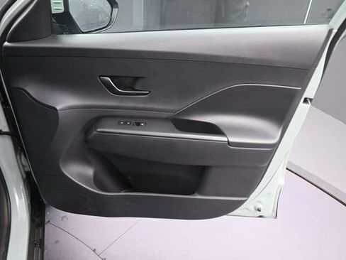 Used 2024 Hyundai Kona SEL FWD image 20