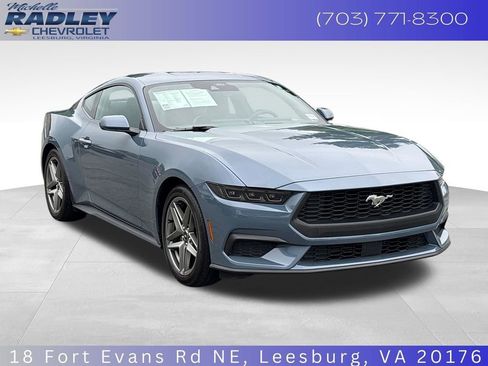 Used 2026 Ford Mustang Coupe RWD image 8