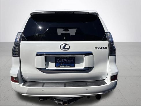 Used 2015 Lexus GX 460 w/ Premium Package AWD/4WD image 7