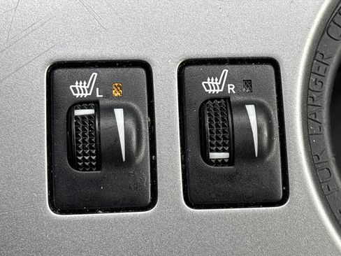 Used 2024 Toyota 4Runner SR5 Premium image 29