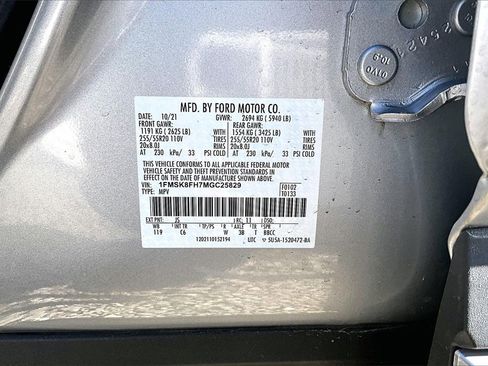 Used 2021 Ford Explorer Limited w/ Equipment Group 301A image 30