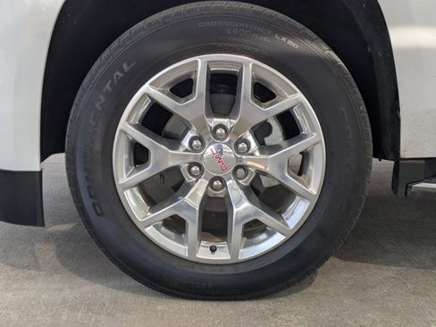 Used 2016 GMC Yukon XL SLT w/ Open Road Package image 28