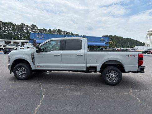 New 2026 Ford F250 Lariat AWD/4WD image 6