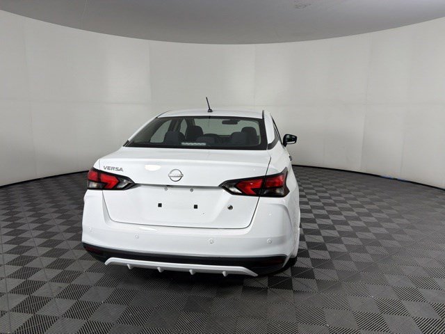 Used 2025 Nissan Versa S w/ Trunk Package FWD image 11