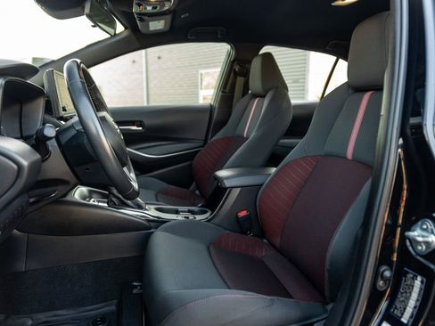 Used 2024 Toyota Corolla SE image 7