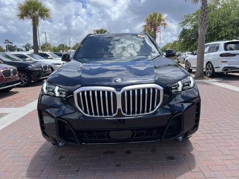 Used 2024 BMW X5 sDrive40i w/ Executive Package RWD image 3