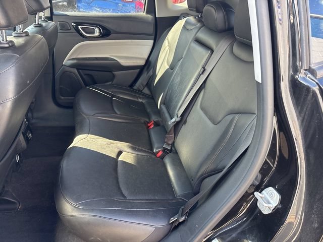 Used 2022 Jeep Compass Limited w/ Sun and Sound Group AWD/4WD image 12